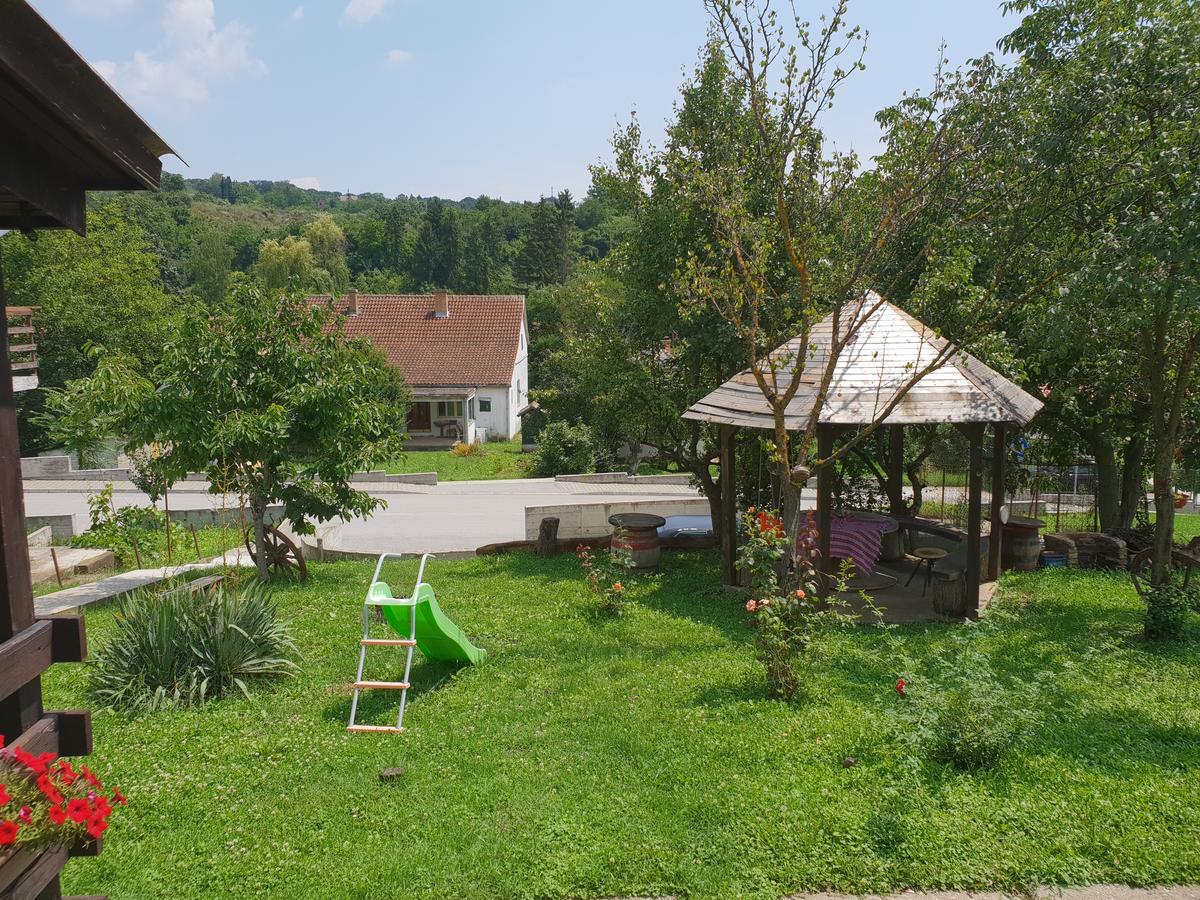 Apartmani Jankovic Vrdnik Exterior foto